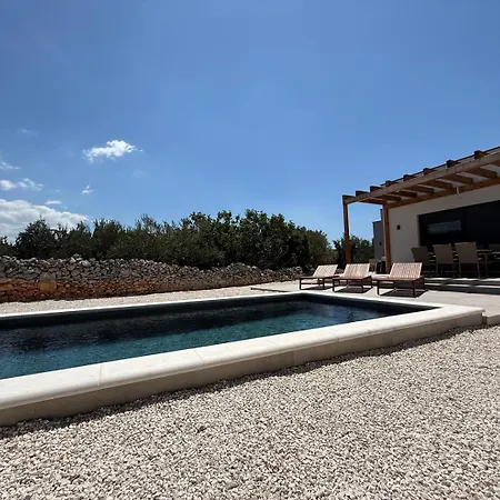 Villa New! In